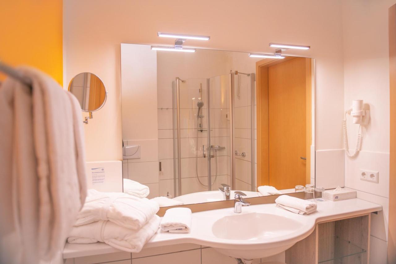 Gesundheitshotel Weissenstadt Am See Ngoại thất bức ảnh
